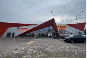торговый центр Мастак в г. Островец